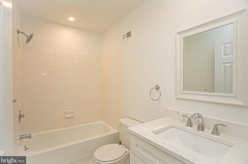 3058 Mitchell Ct, Miquon PA  19444-2046 exterior