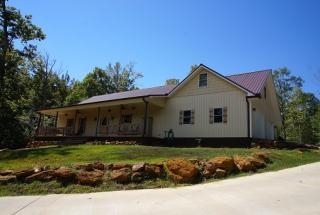 380 Beaver Ln, Parsons, TN 38363-2968
