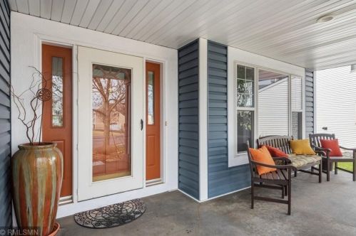 15321 Dundee Ct, Saint Paul, MN 55124-5886