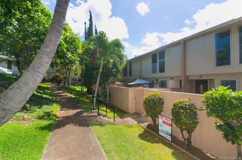 92-743 Makakilo Dr, Kapolei, HI 96707