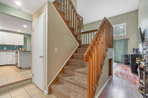 1 Rose Est, Walden, NY 12586-2507