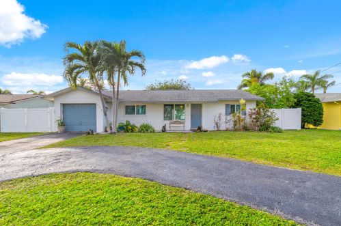 638 Eagle Dr, Delray Beach, FL 33444-1841