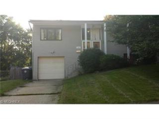 1654 Vicgross Ave, Akron, OH 44310-2712