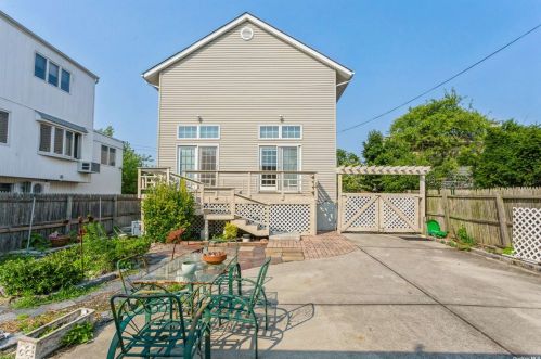 505 Longacre Ave, Woodsburgh NY  11598-2307 exterior