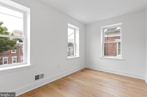 1006 Lombard St, Wilmington DE  19801-4028 exterior