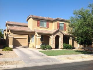 3884 Bridgeport Pkwy, Gilbert, AZ 85295-3677