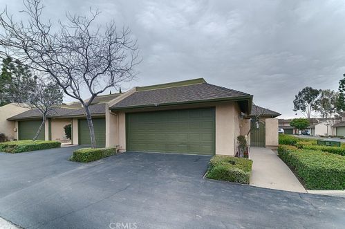 620 Black Walnut Way, La Habra CA  90631-5906 exterior