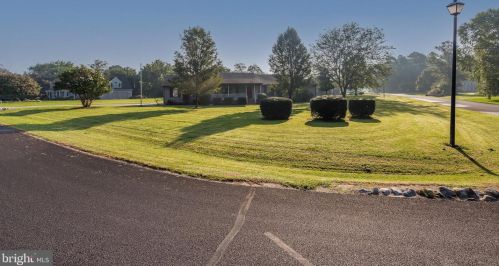 30805 Cypress Ln, Laurel DE  19956-3515 exterior