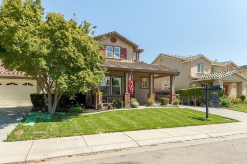 2211 Ashlar Way, Riverbank, CA 95367-9569