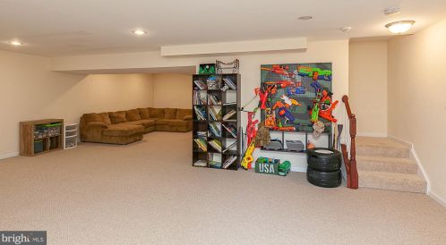 264 Burberry Ln, Charles Town WV  25414-5621 exterior