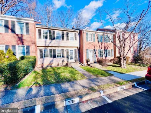 7704 Lemoyne Ln, Springfield VA  22153-3429 exterior
