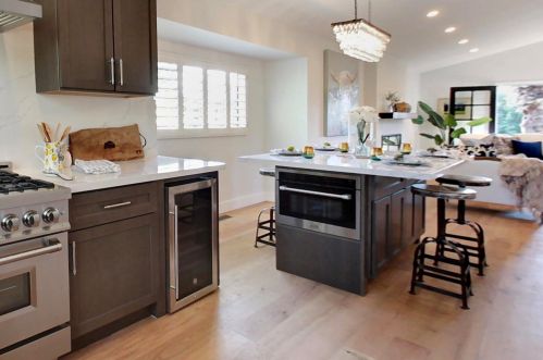 560 Apple Grove Cir, Santa Barbara CA  93105-4086 exterior