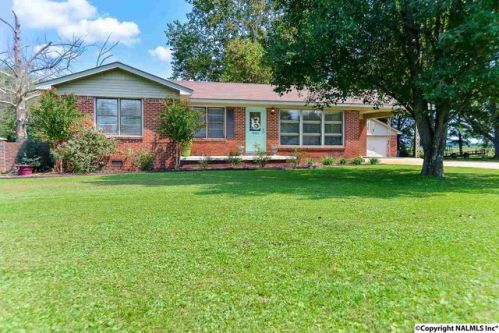 19492 Edgewood Rd, Athens, AL 35614-5924
