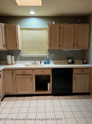51 Poplar Pl, East Freehold, NJ 07728-4120