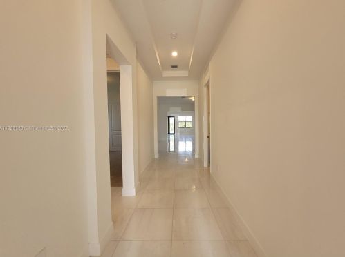 17507 41st St, Hollywood FL  33029-5035 exterior