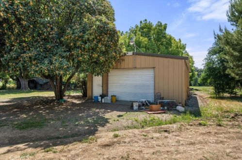 9437 Lott Rd, Durham CA  95938-9607 exterior