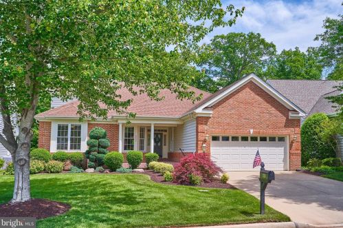 6849 Derby Run Way, Gainesville, VA 20155-3040