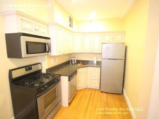 1692 Commonwealth Ave, Boston MA  02215-1202 exterior