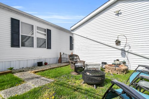 314 Robert Dr, Pataskala OH  43062-7237 exterior