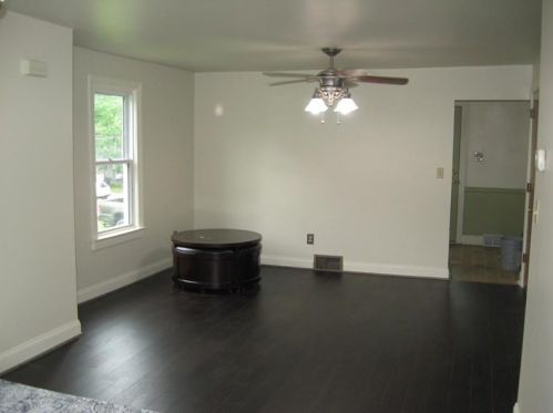 1713 6th Ave, Beaver Falls, PA 15010-4008