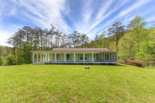 207 Song Of The Valley Dr, Maynardville, TN 37807-2170
