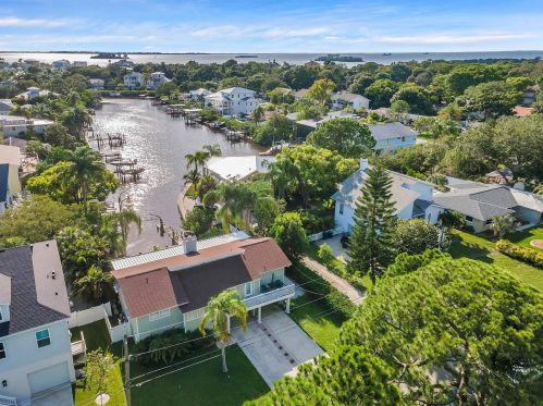 241 Pinecrest Dr, Palm Harbor, FL 34683-5434