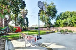 6328 Dashwood St, Lakewood, CA 90713-2020