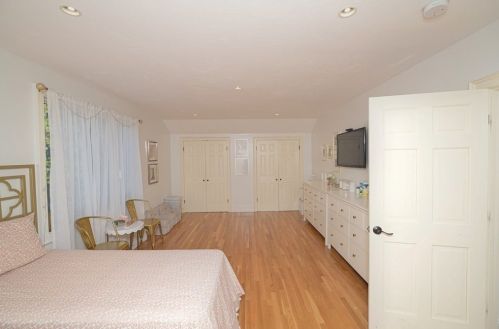 885 Randolph St, Canton MA  02021-1365 exterior