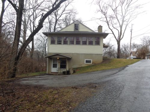 73 Gallup St, Wilmington, OH 45177-2102
