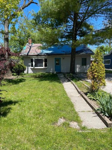 7612 140th Pl, Cedar Lake, IN 46303-9198