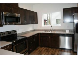 12018 32nd Ave, Seattle WA  98125-5504 exterior