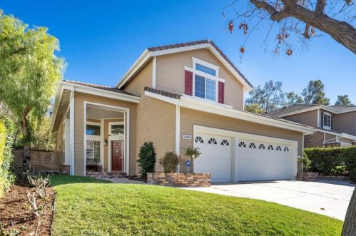27459 Whitefield Pl, Santa Clarita, CA 91354-1802