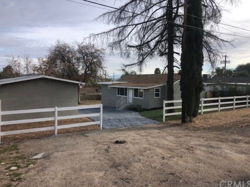 17291 Akley St, Lake Elsinore, CA 92530-5796