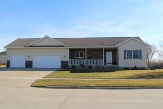 615 Randall Dr, Twin View Heights IA  52333-9413 exterior