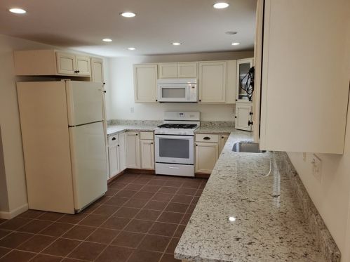 112 Front St, Weymouth MA  02188-1620 exterior