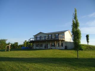 18716 Old Highway 6, Adel, IA 50003-5523