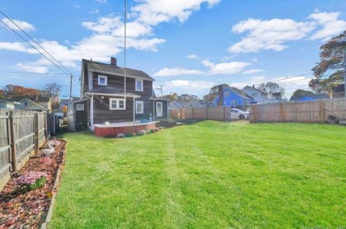 150 Summit St, Bridgeport CT  06606-4839 exterior