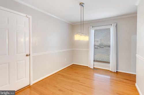 5483 Rector Dr, Woodbridge VA  22193-3703 exterior