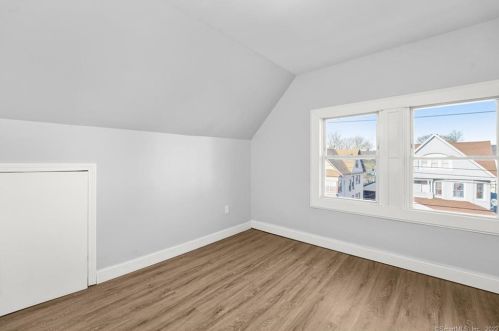 219 6th St, Bridgeport CT  06607-1046 exterior