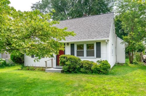 70 Albin Rd, Stamford, CT 06902-5413