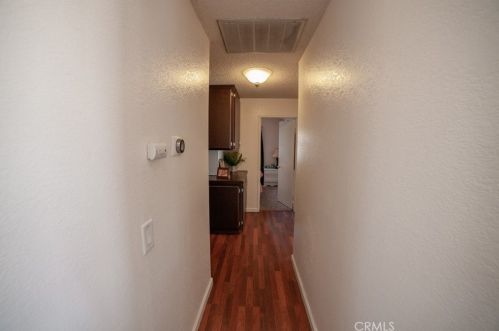 2869 La Vida Dr, Lancaster CA  93535-5873 exterior