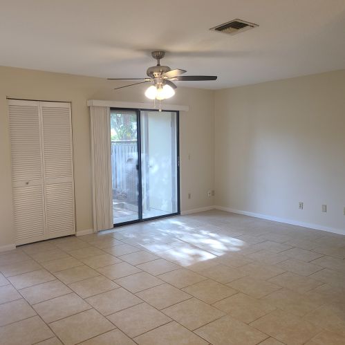 1400 39th Ave, Vero Beach FL  32960-2787 exterior