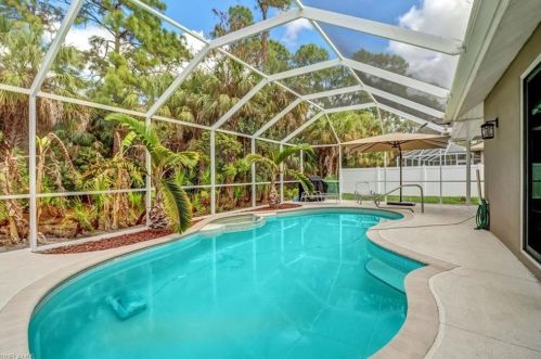 55 Heritage Way, Naples, FL 34110-1367