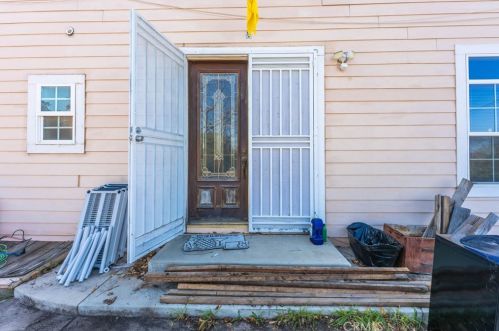 18375 Stonecrest Dr, Lake Elsinore CA  92530-6244 exterior