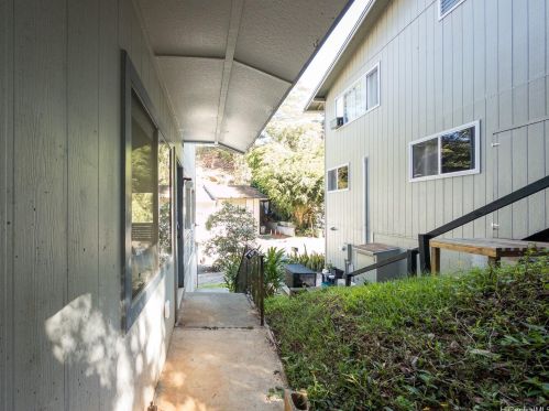 2485 Akepa St, Pearl City HI  96782-1069 exterior