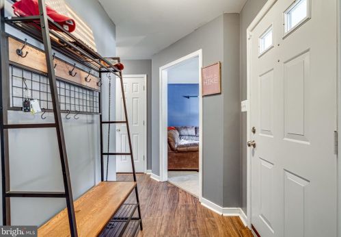 6404 Forest Grove Dr, Fredericksburg VA  22407-6344 exterior