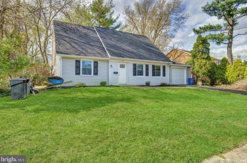 561 Charleston Rd, Willingboro NJ  08046-1768 exterior