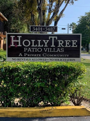 3469 52nd Ave, Hollywood FL  33023-5418 exterior