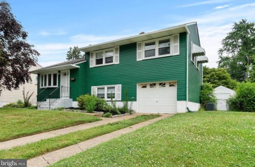1027 Dettling Rd, Wilmington, DE 19805-1028