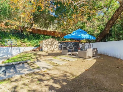 3411 Chevy Chase Dr, Glendale CA  91206-1418 exterior